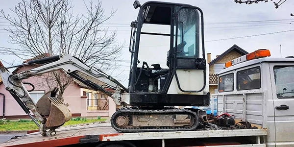 Šlep služba kovilj prevoz bagera